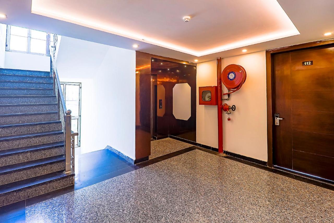 Fabhotel Swess Grand Agra  Bagian luar foto