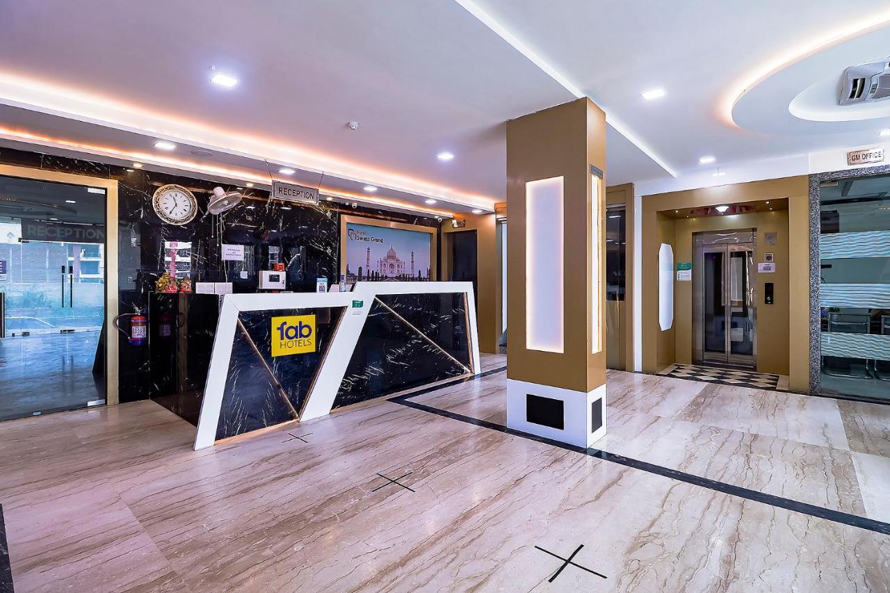 Fabhotel Swess Grand Agra  Bagian luar foto
