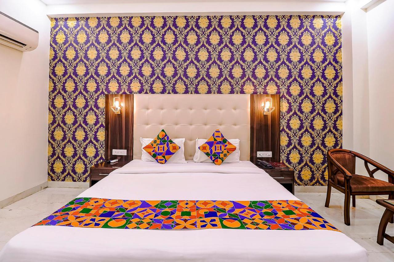 Fabhotel Swess Grand Agra  Bagian luar foto